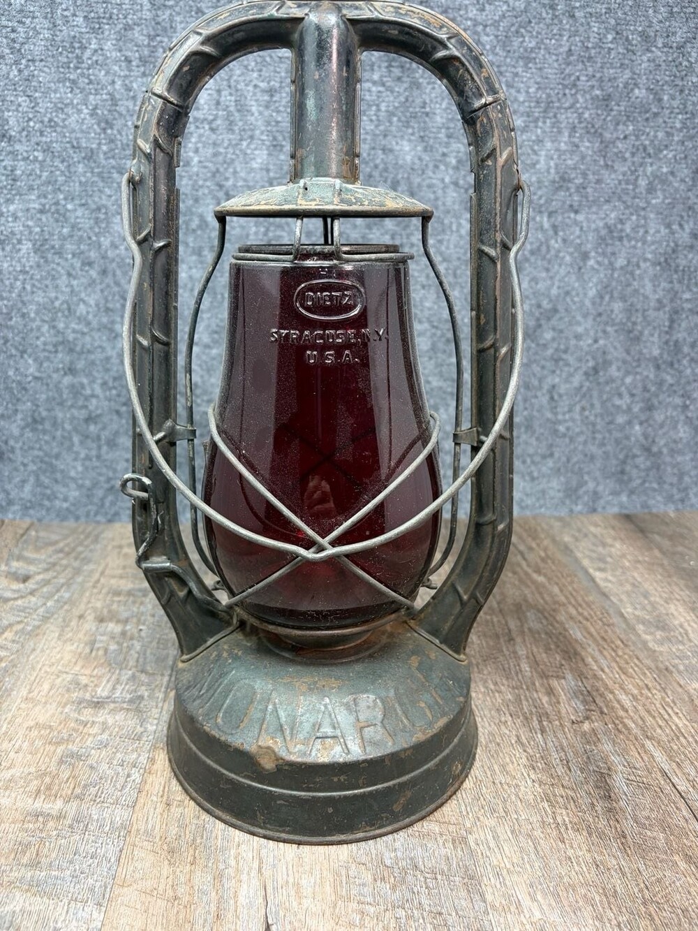 Vintage Dietz Monarch Tubular Barn Lantern w/Fitzall Loc-Nob Red Glass Globe GUC
